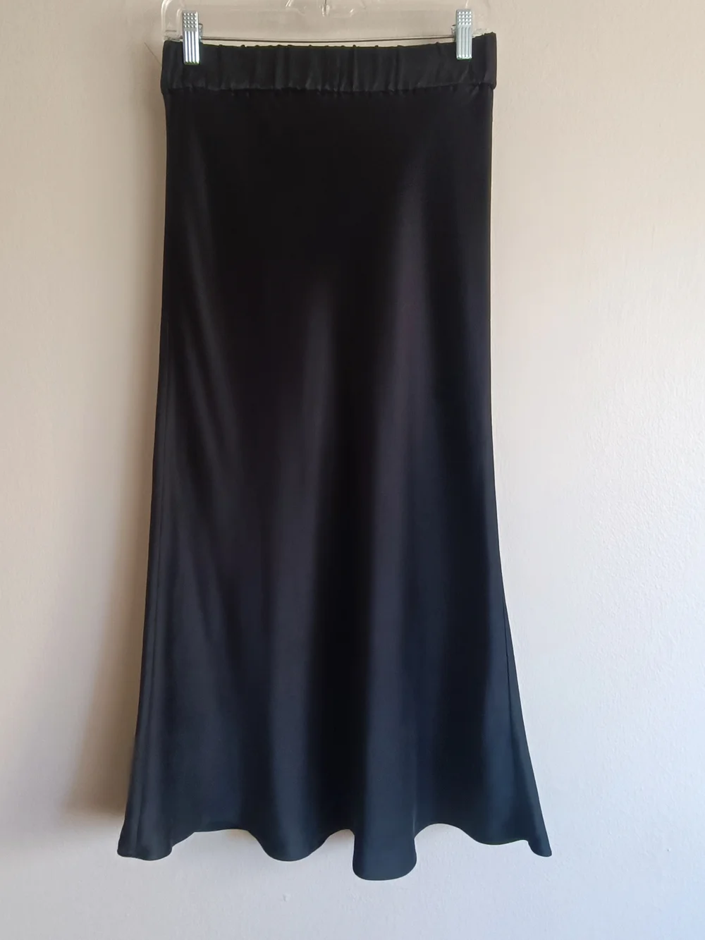 H&M Silk Line Black 100% Silk Midi Slip Skirt Elastic Waist Size 8 - Picture 1 of 13